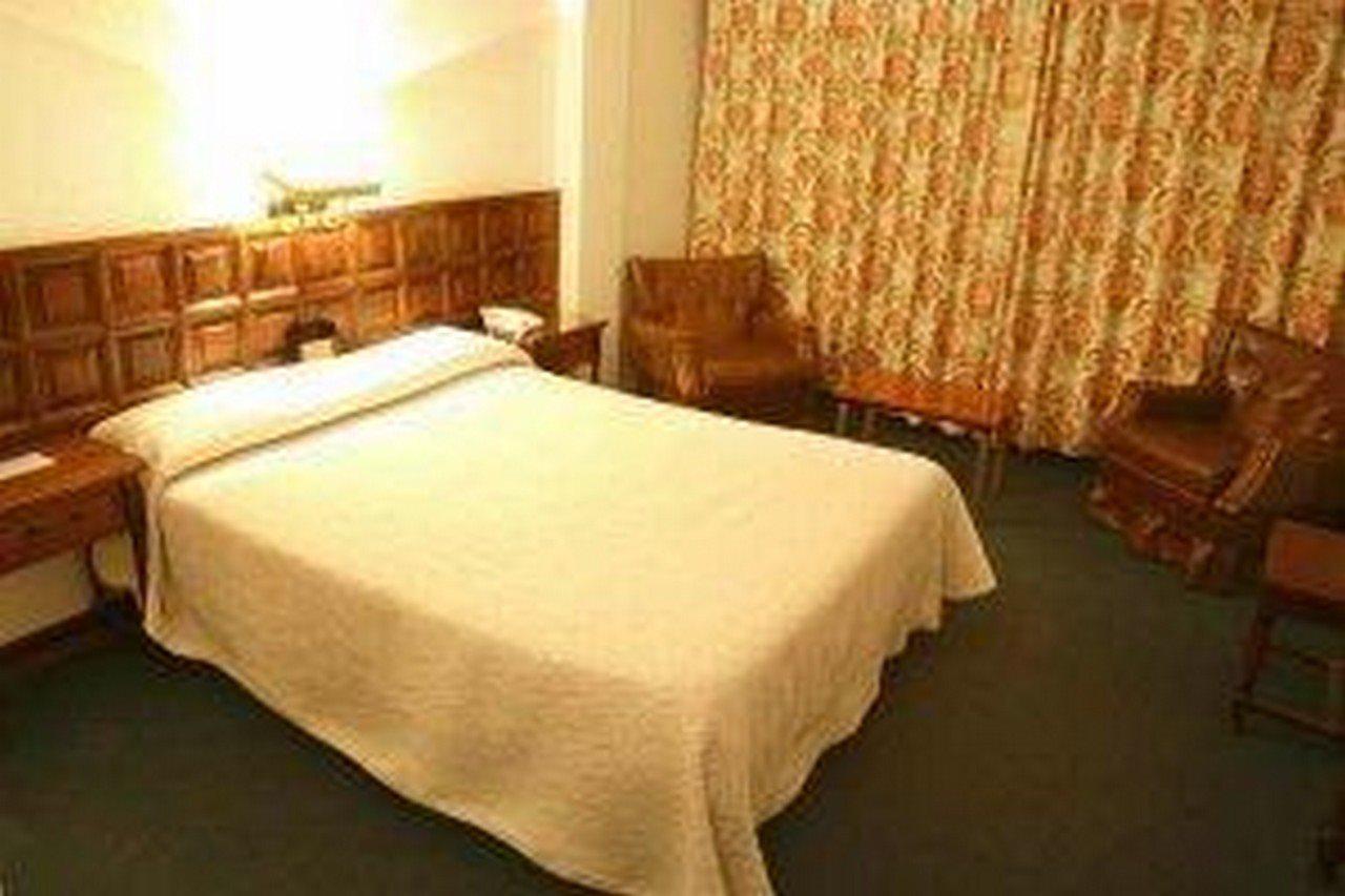 Hotel Monclus à Palencia Extérieur photo